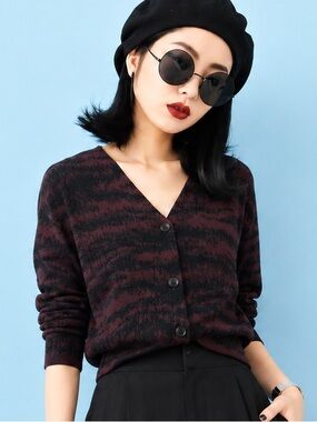 NWOT Express Black and Deep Burgundy Patterned V-Neck Cardigan